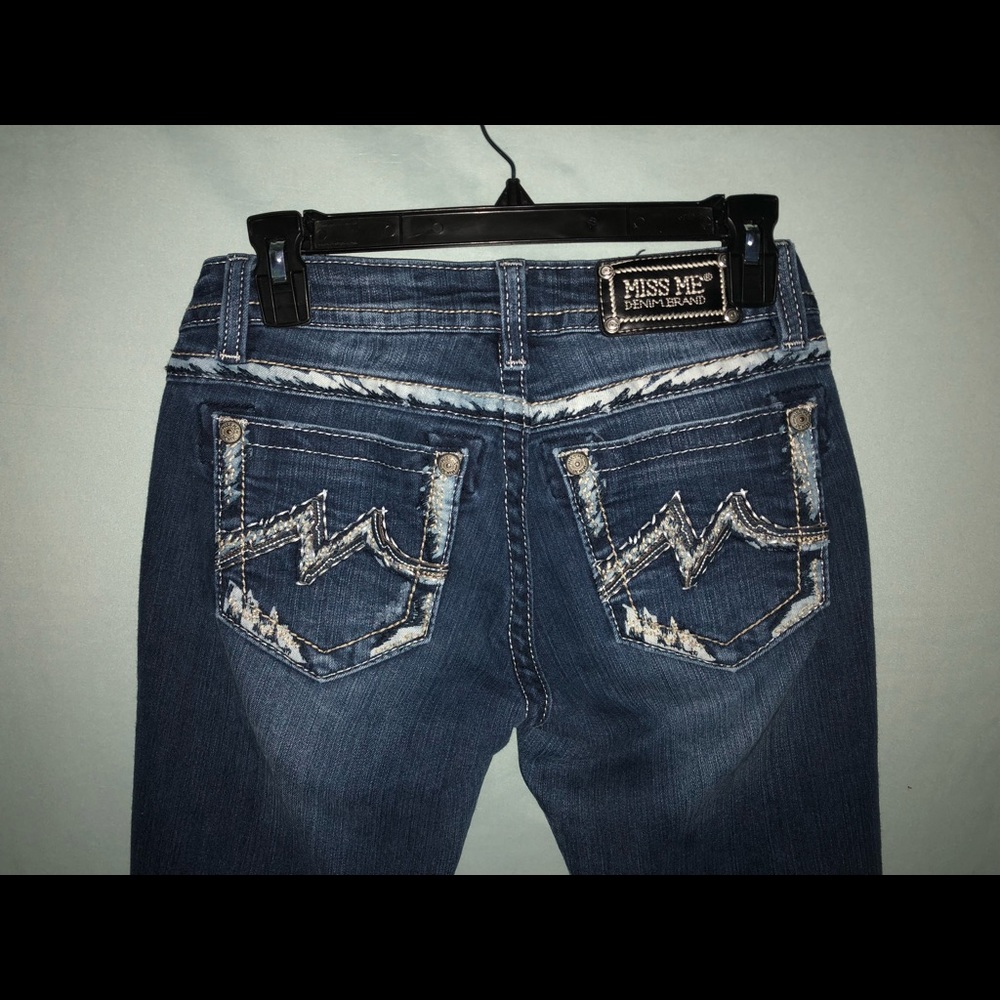 Miss Me size 27 Women’s Jeans.